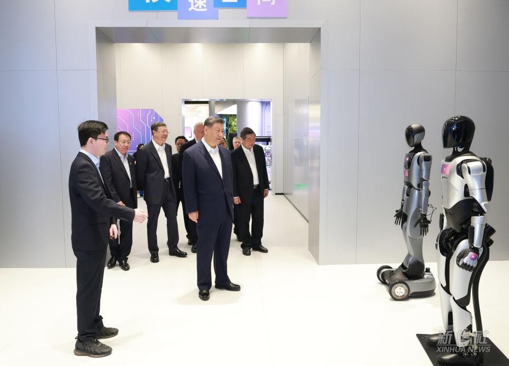习近平总书记到上海调研，365钱包代表具身智能行业汇报进展